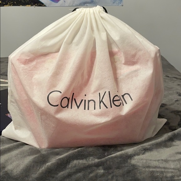 A coral Calvin Klein purse - Picture 6 of 6